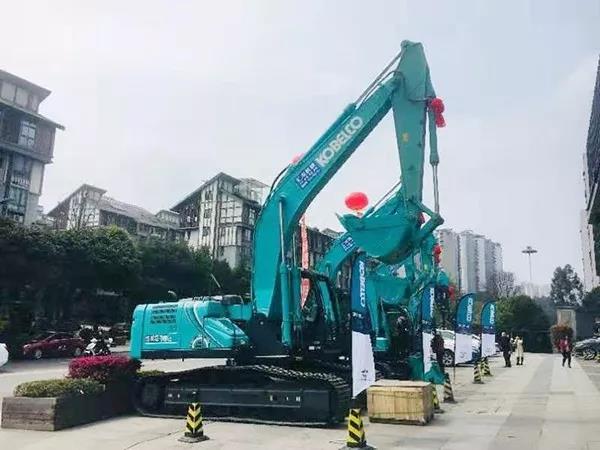 小型農(nóng)用挖掘機發(fā)動機如何處理碳沉積？